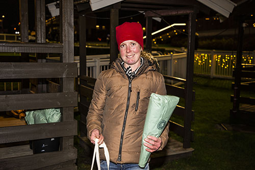 Nathalie Mortensen tok i mot championatpremien for Annette Stjernstrand