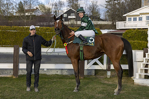 Isidor Almqvist ©hesteguiden.com Isidor Almqvist ©hesteguiden.com